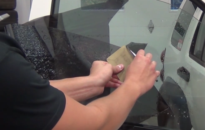 Cutting film evenly for auto window tinting